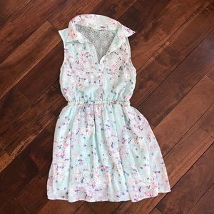 Adorable floral 👗 dress